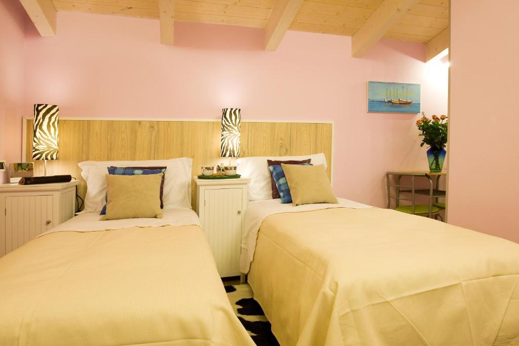 B&B Luca Montesilvano Marina Værelse billede